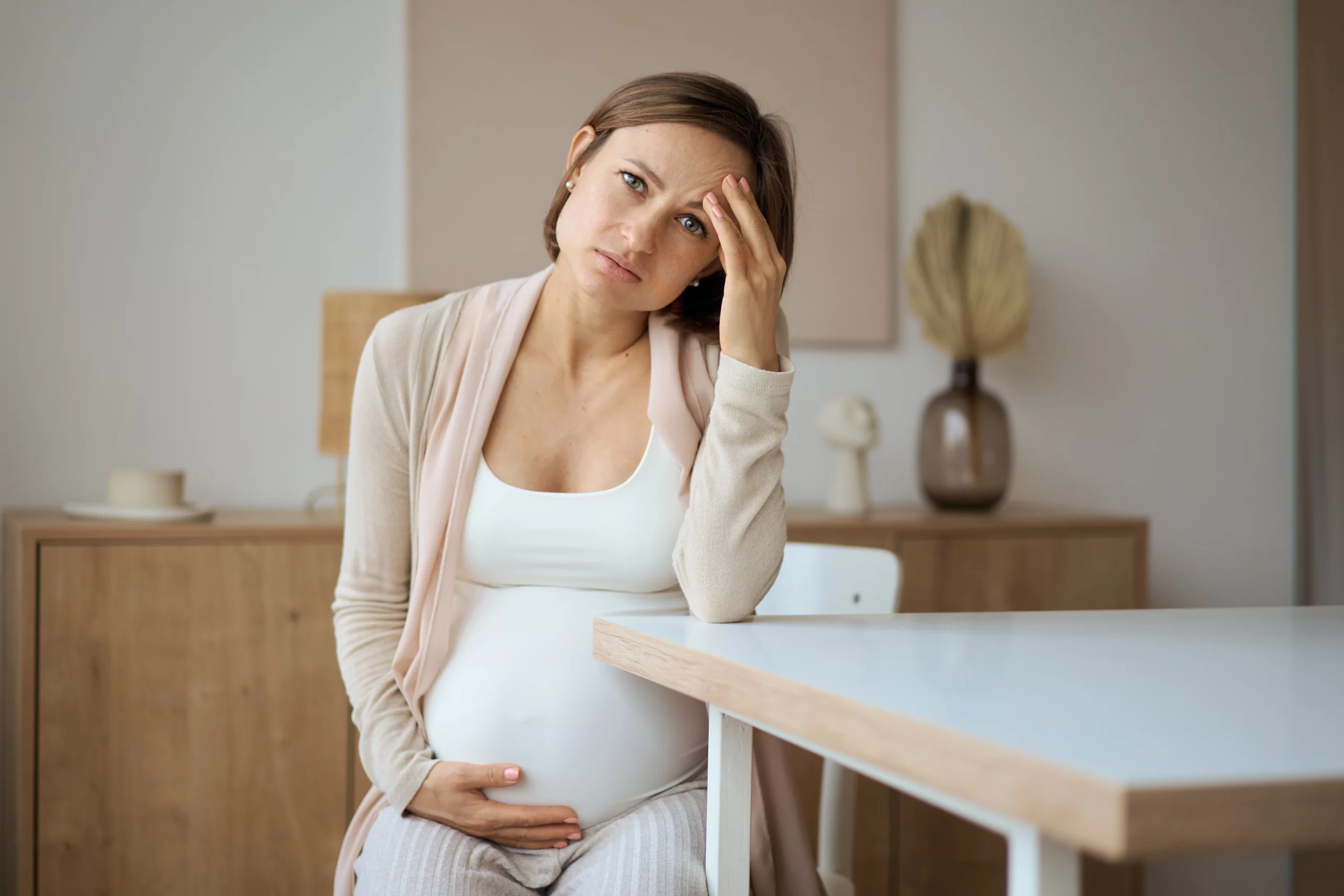 Anal­throm­bo­se in der Schwan­ger­schaft: Wenn es hin­ten­rum juckt und schmerzt